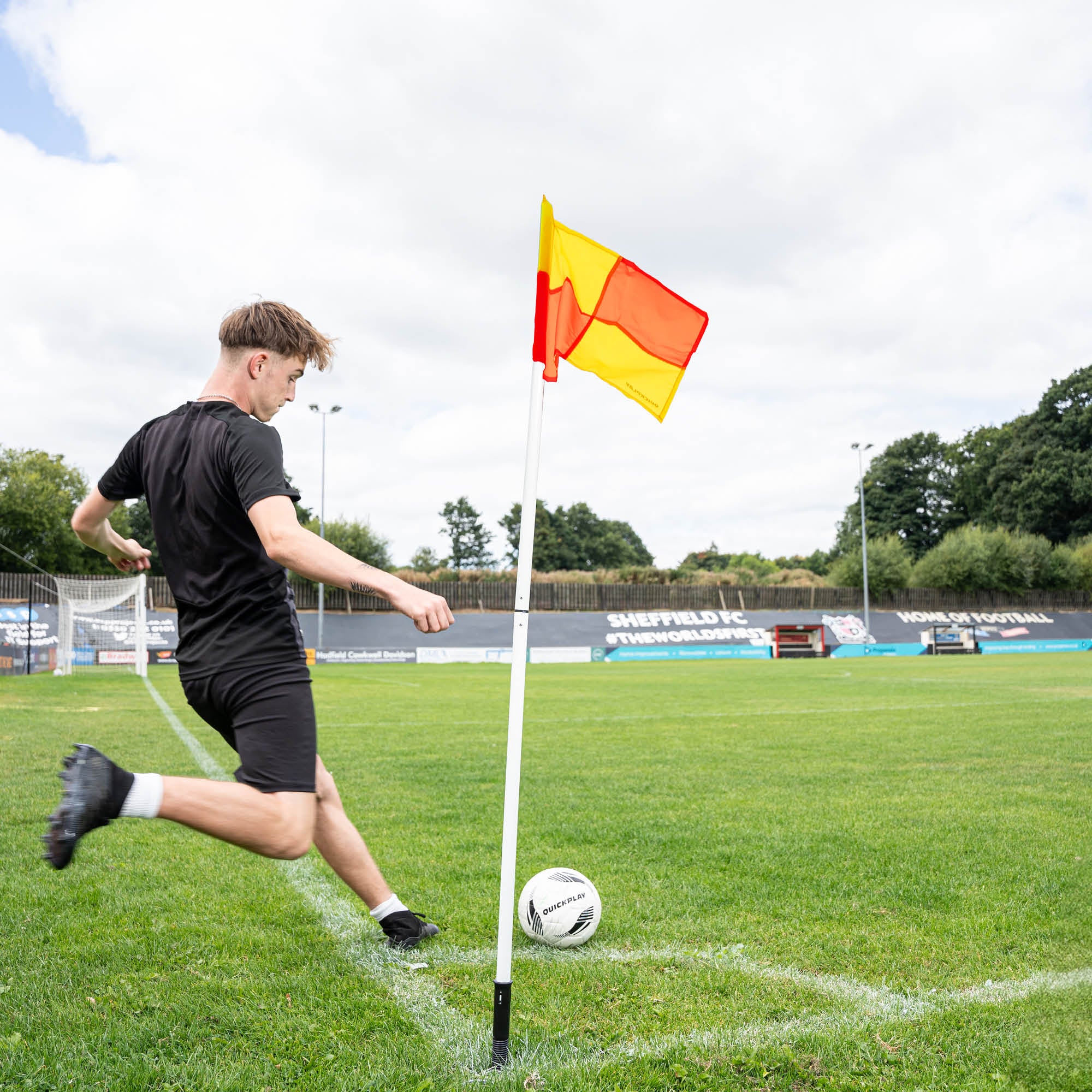 Corner Flags & Poles (Set of 4) (Colour / Base Options) - Image 5