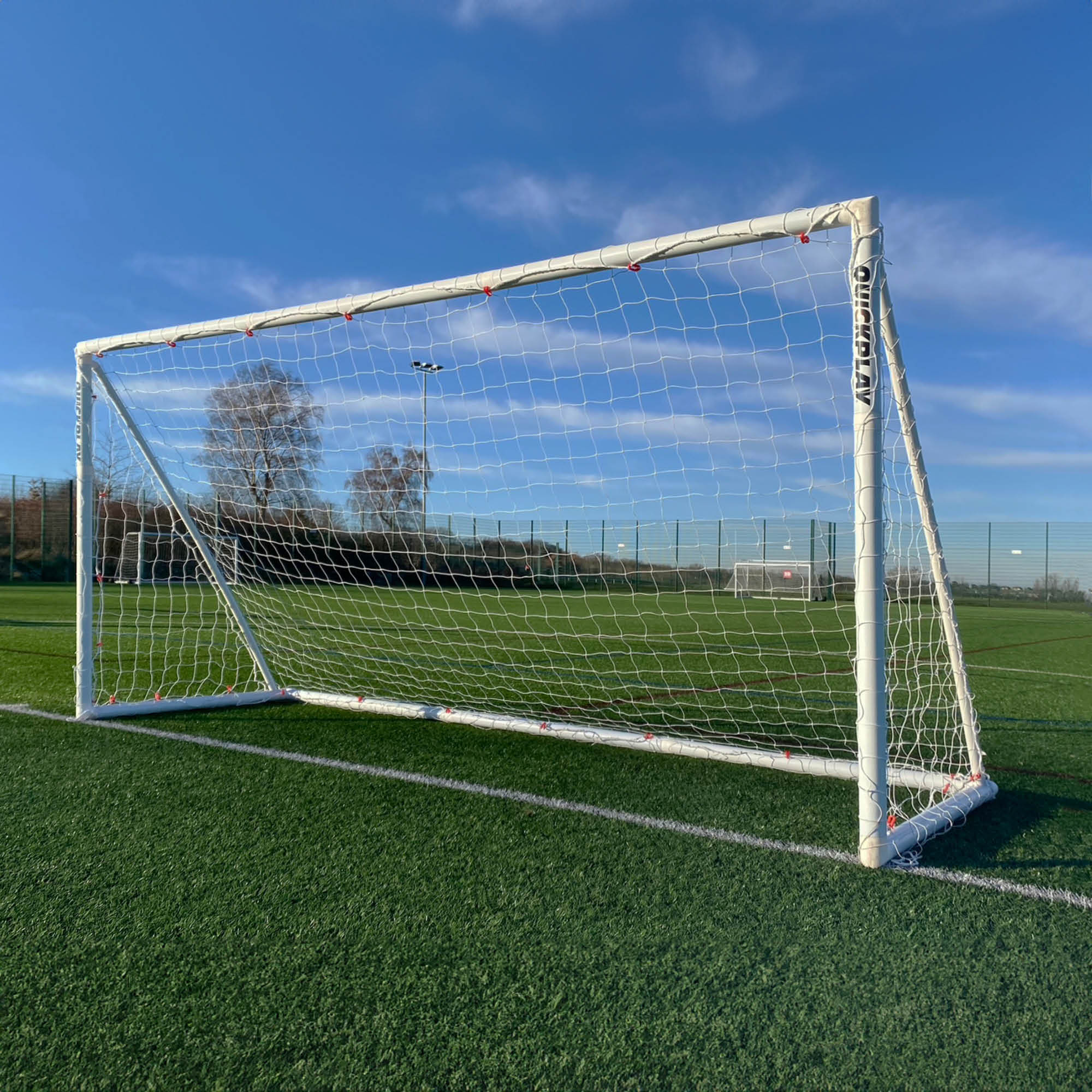 Q-FOLD Folding Football Goal 16x7' - Image 10
